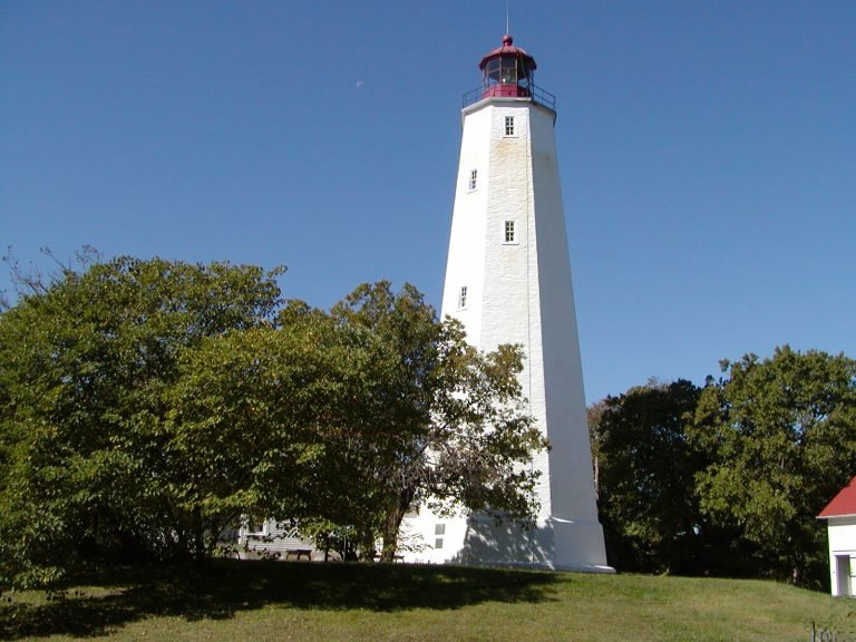 sandy hook lighthouse