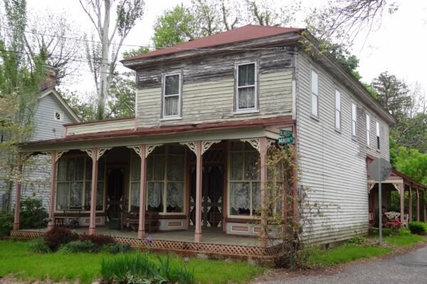 Amanda_Blake_Store,_Port_Republic,_NJ_Photo by Zeete, via Wikimedia Commons CC BY‑SA 3.0